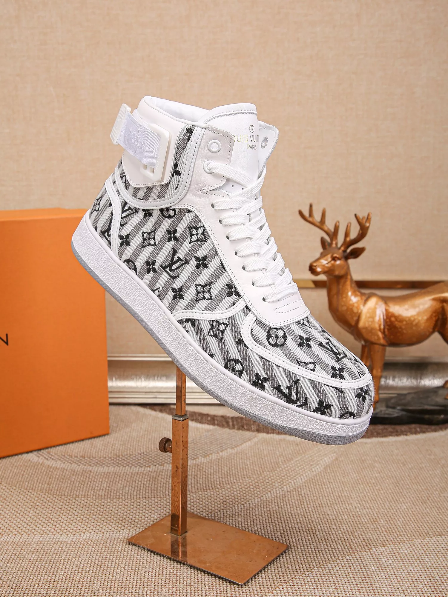 louis vuitton high tops chaussures pour homme s_12ba1b02